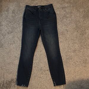 Good American Dark Wash Skinny Jeans (4/27)